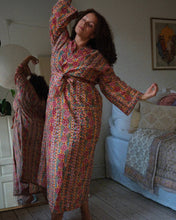 Ladda upp bild till galleriet Morgonrock Beata