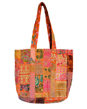 Ladda upp bild till galleriet Broderad väska orange