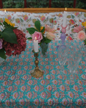Ladda upp bild till galleriet Bordsduk Lilly
